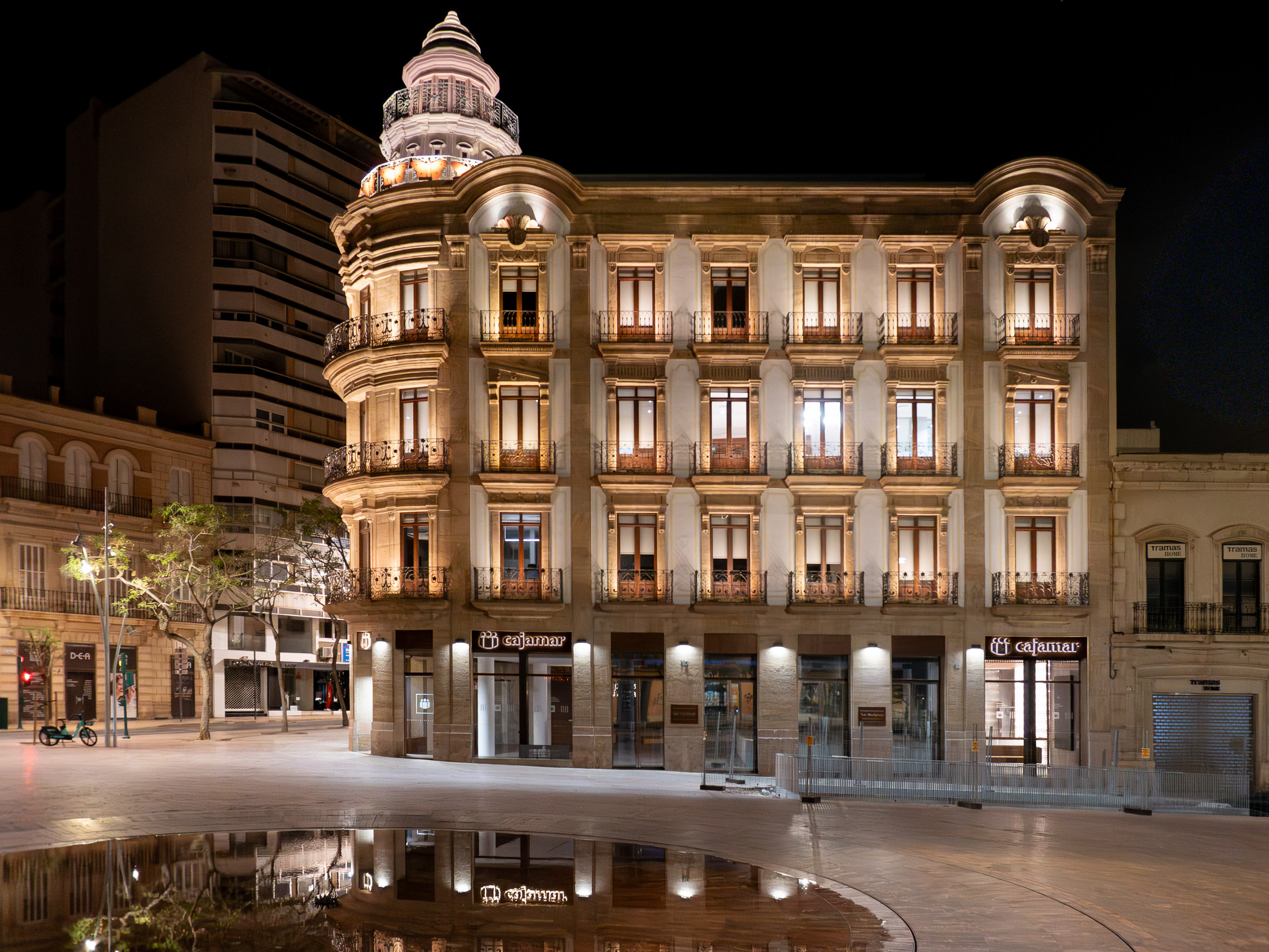 Cajamar on pedestrian zone Plaza de Purchena in Almería