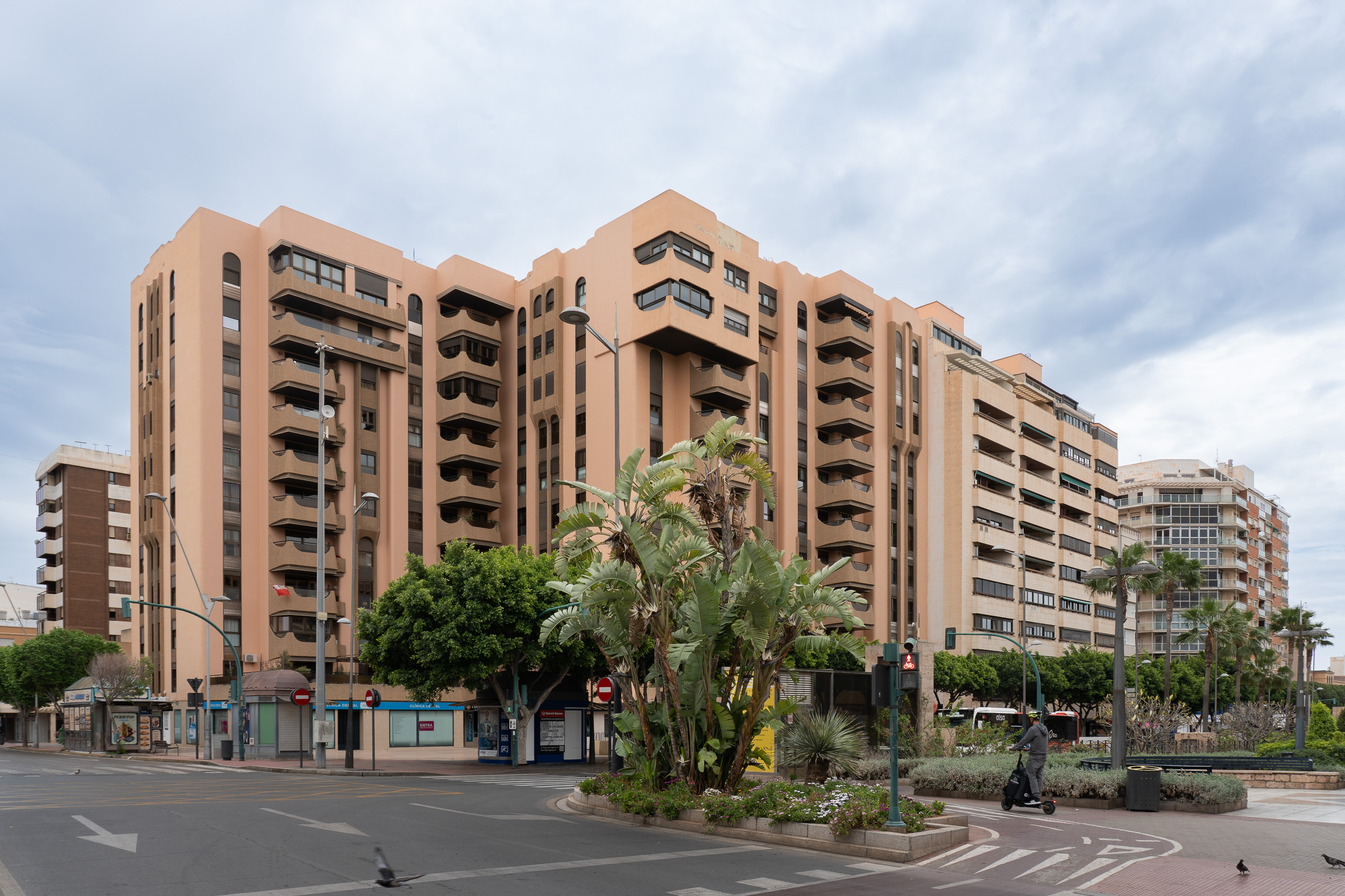 Modernist building on Calle Canónigo Molina Alonso in Almería